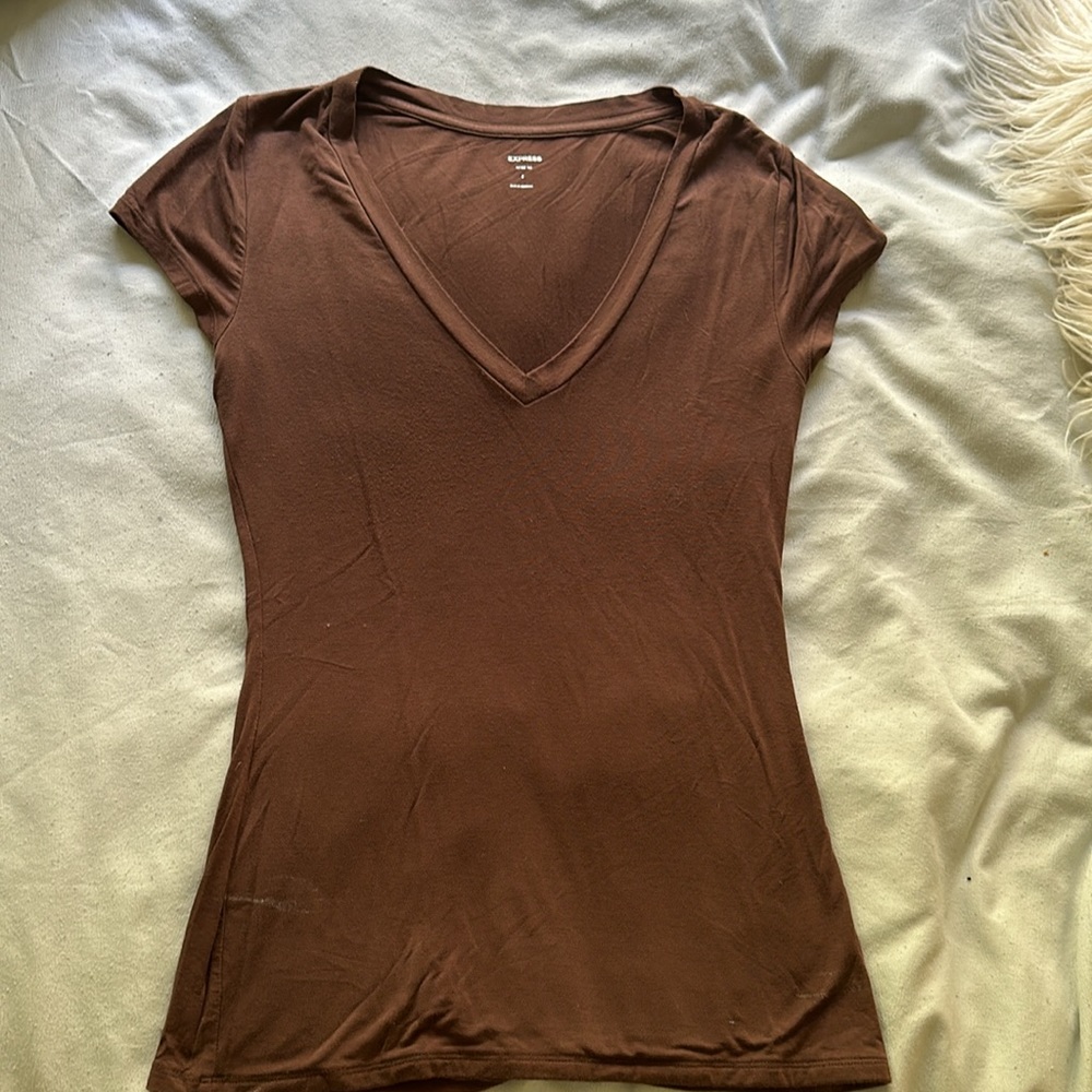 express super soft fitted tee